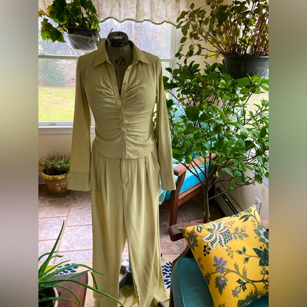 Trendy, stylish, jumpsuit, track suit, lounge style set.